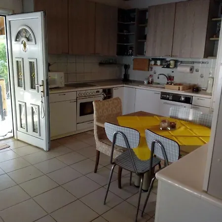 Alex House * Nea Kallikrateia
